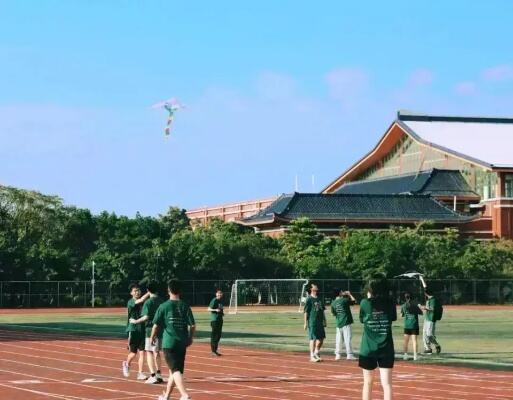 把全民终身学习推向深处