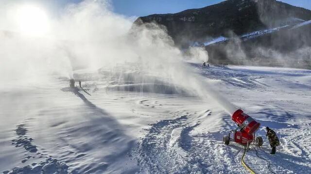 新雪季冰雪消费逐步释放热效应