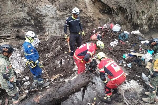 云南镇雄山体滑坡已致11人遇难