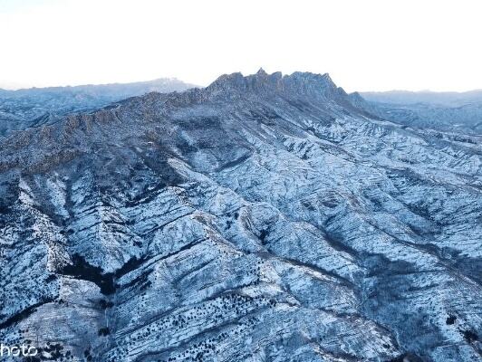 北京司马台长城雪霁美如画