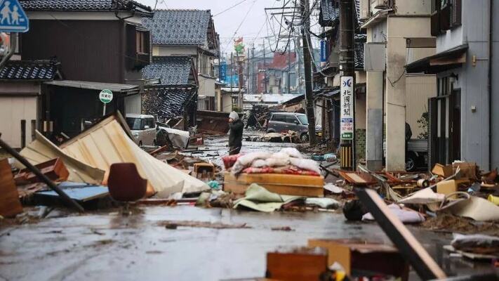 日本地震失联人数增至323人